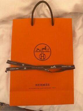 HERMEA BAG AND RIBBON